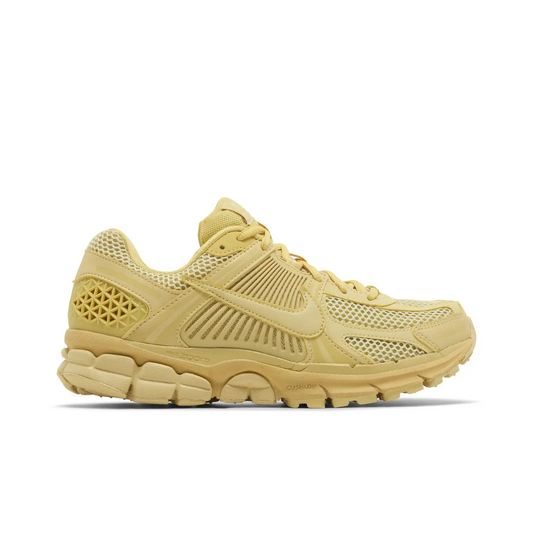 Nike Zoom Vomero 5 Saturn Gold (Women's) sneaker 1 - stylecode FQ7079-700