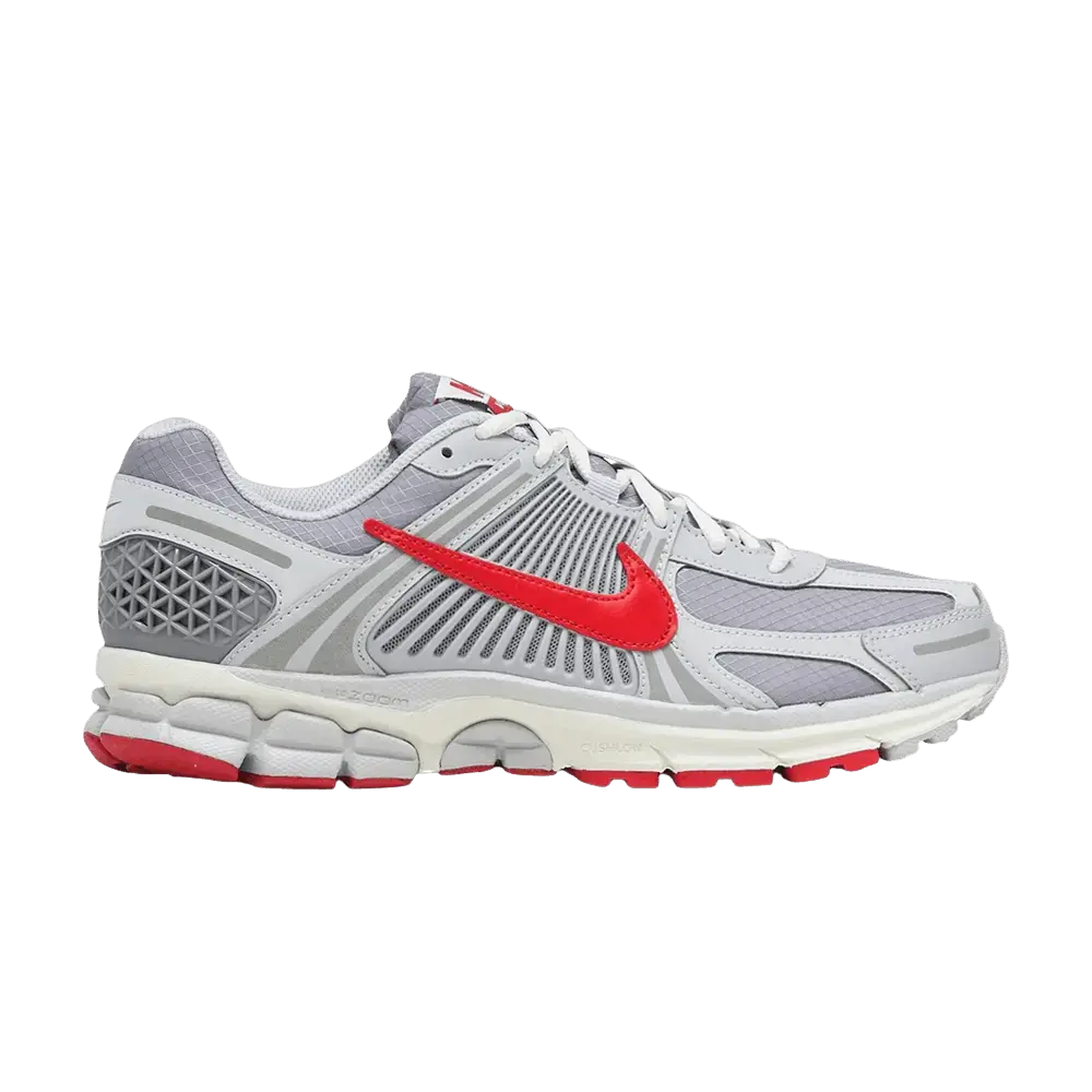Nike Zoom Vomero 5 SE Grey Fog University Red sneaker 1 - stylecode IQ6589-001