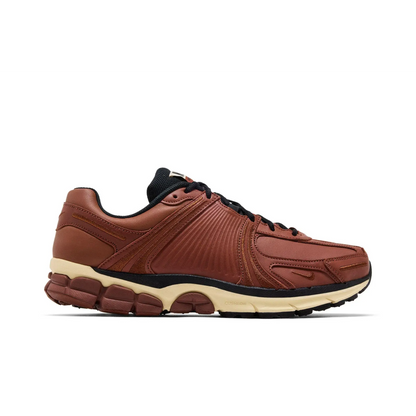 Nike Zoom Vomero 5 Swooshless Pony Sail sneaker 1 - stylecode IO4555-200