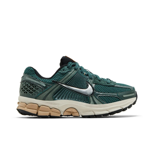 Nike Zoom Vomero 5 Vintage Green Light Orewood Brown Hemp Chrome (Women's) sneaker 1 - stylecode FN6742-300