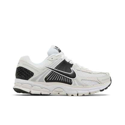 Nike Zoom Vomero 5 White Black sneaker 1 - stylecode FB9149-101