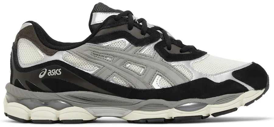 Zijkant van de ASICS Gel-NYC Ivory Clay Grey