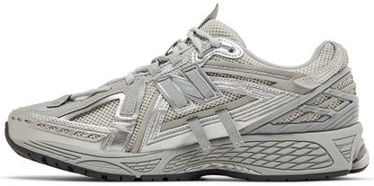 New Balance 1906A Concrete Silver Metallic – on-foot look met moderne stijl en all-day comfort