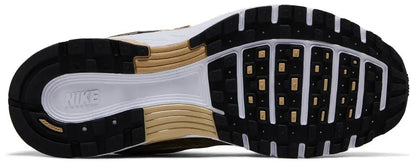 Nike P-6000 Gold damesschoen onderkant