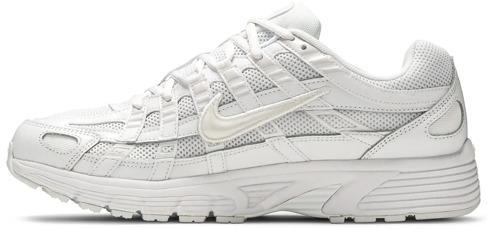 Nike P-6000 Triple White zijkant links